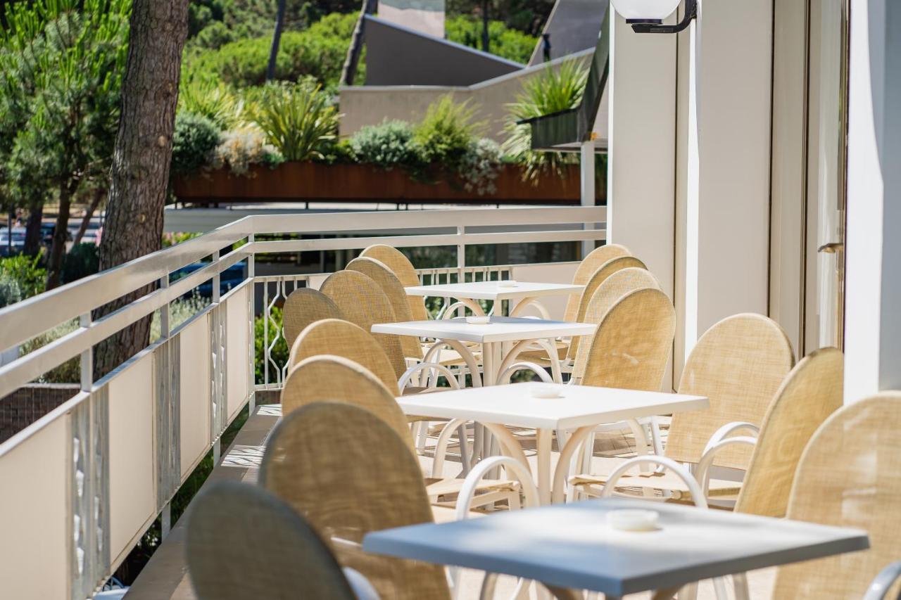 Hotel Happy Milano Marittima Esterno foto