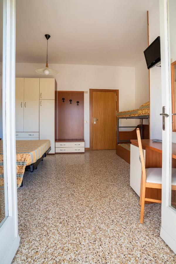 Hotel Happy Milano Marittima Esterno foto