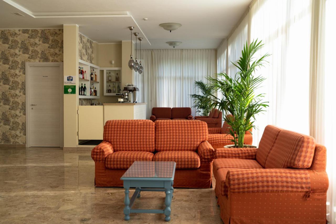 Hotel Happy Milano Marittima Esterno foto